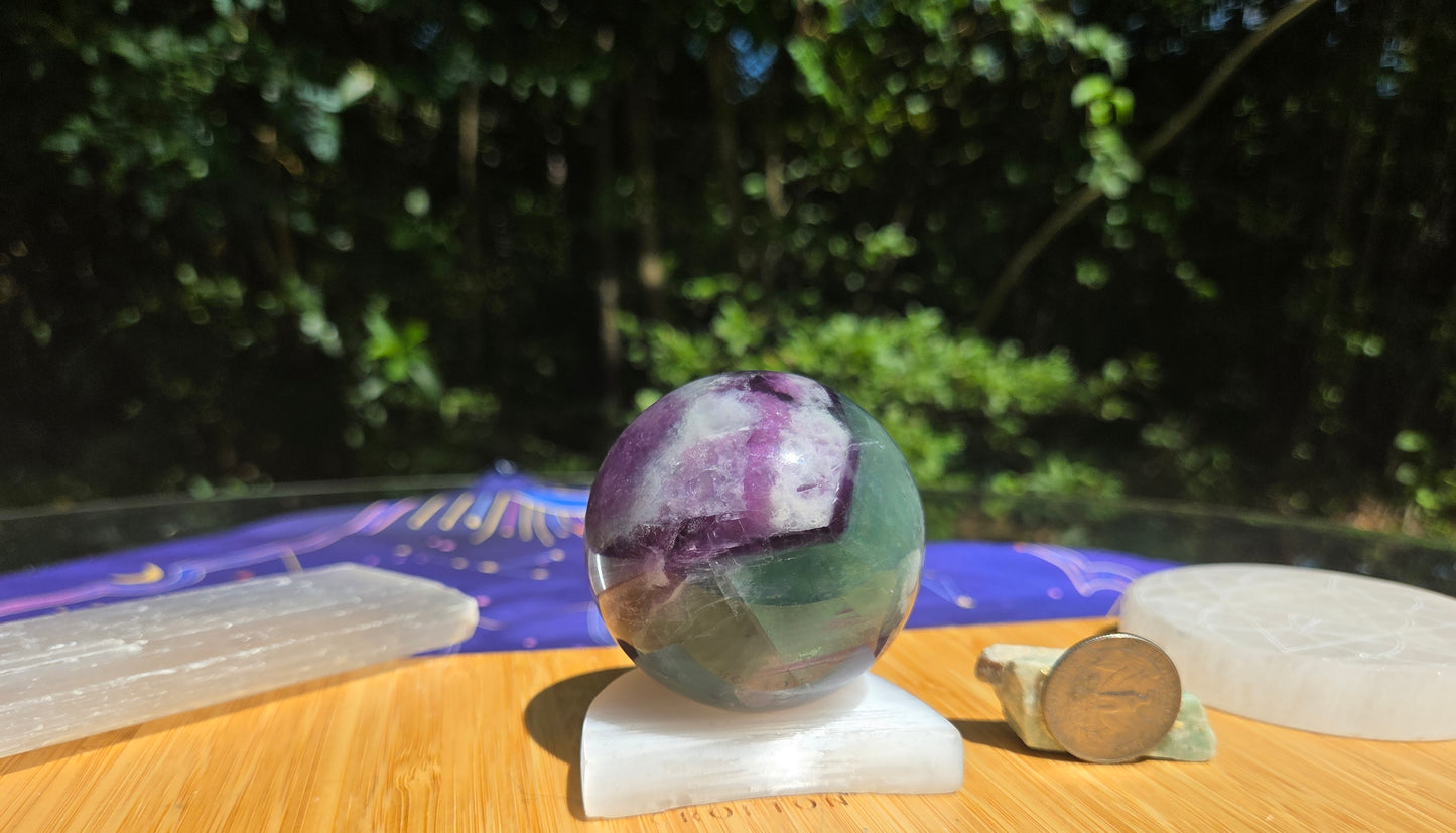 Feather Flourite Sphere