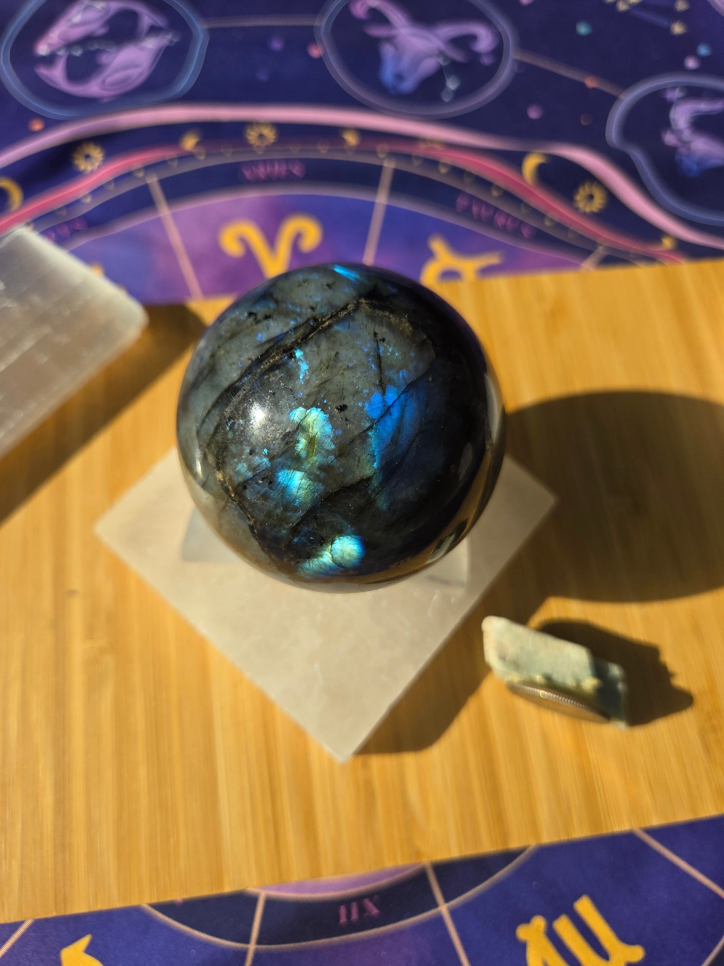 Flashy Labradorite Sphere!!!