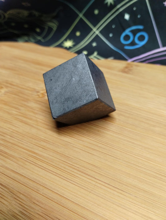 Shunghite Cube