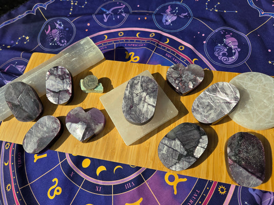 Purple Mica Hearts & Palm Stones 💜