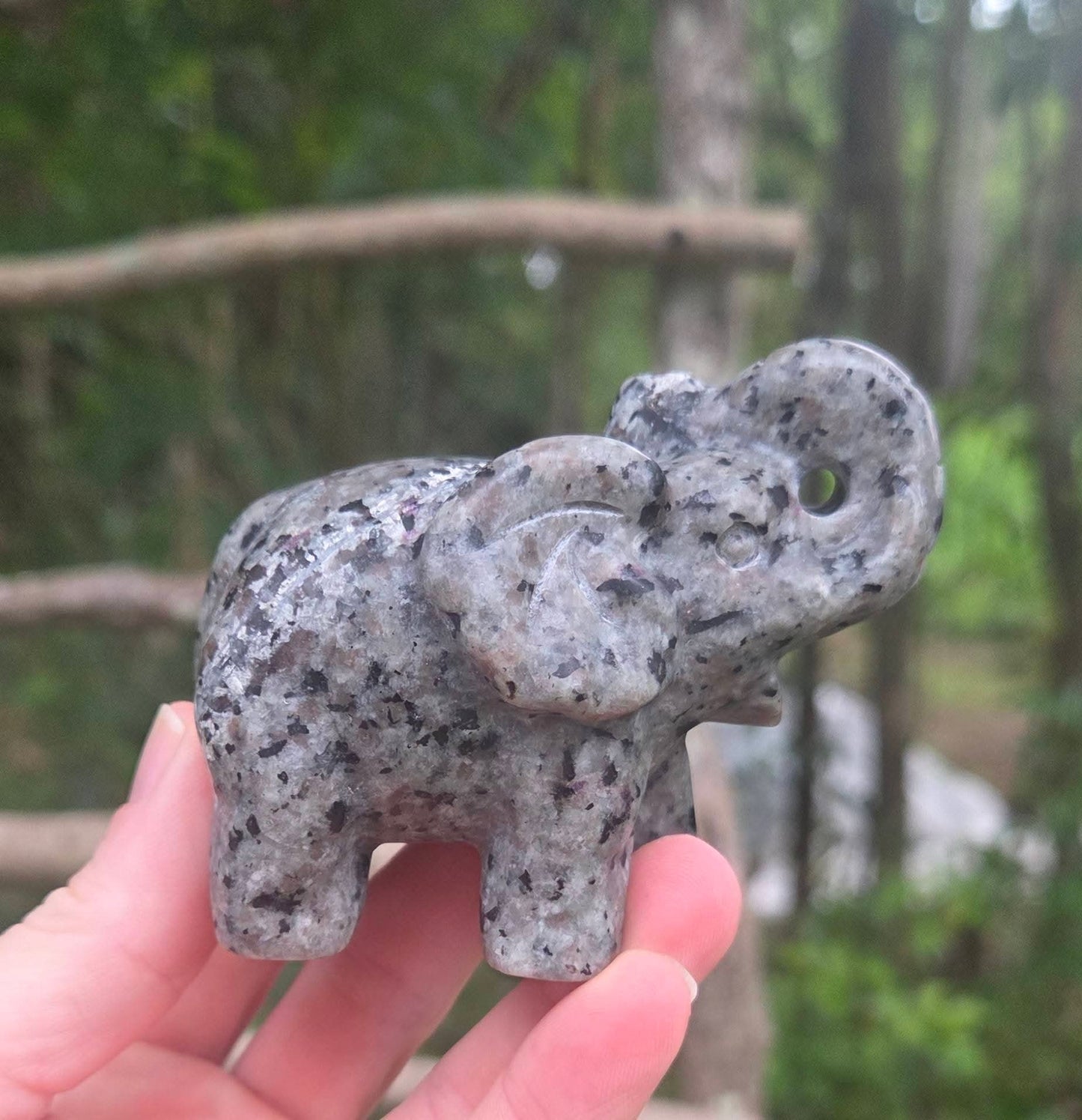 Yooperlite Elephant 🐘